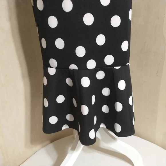 Black and White Polka Dot Skirt - Picture 4 of 11